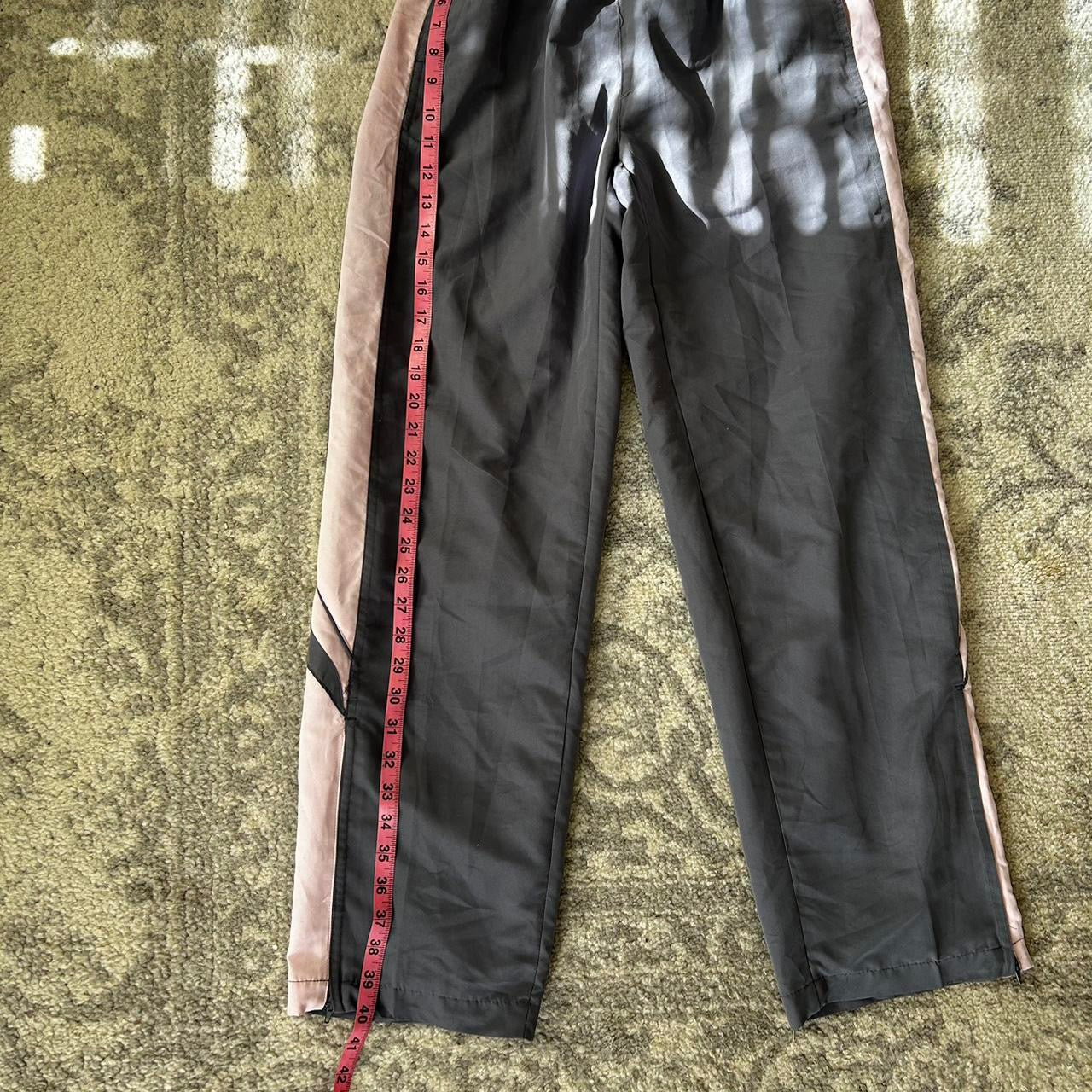 Trackpants