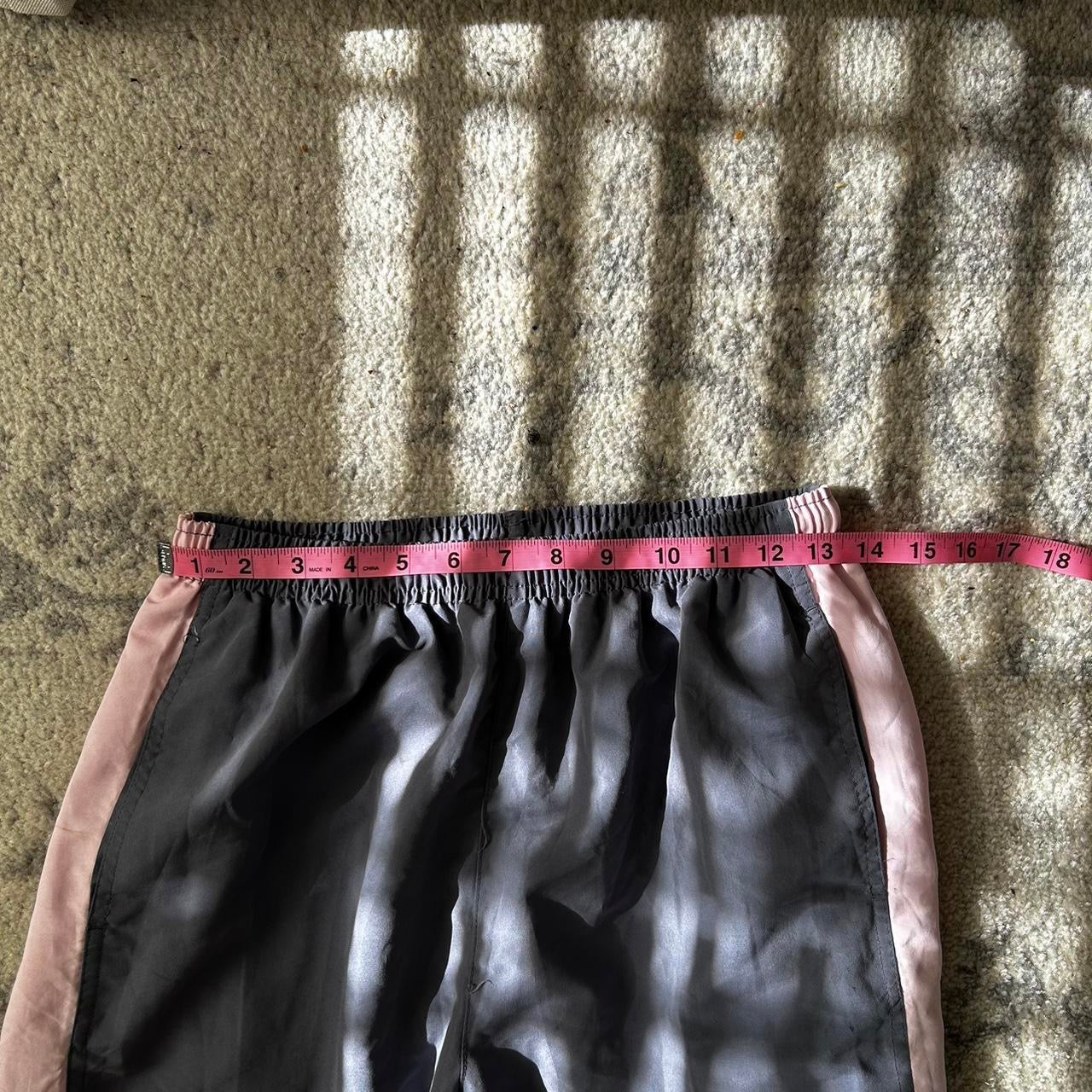 Trackpants