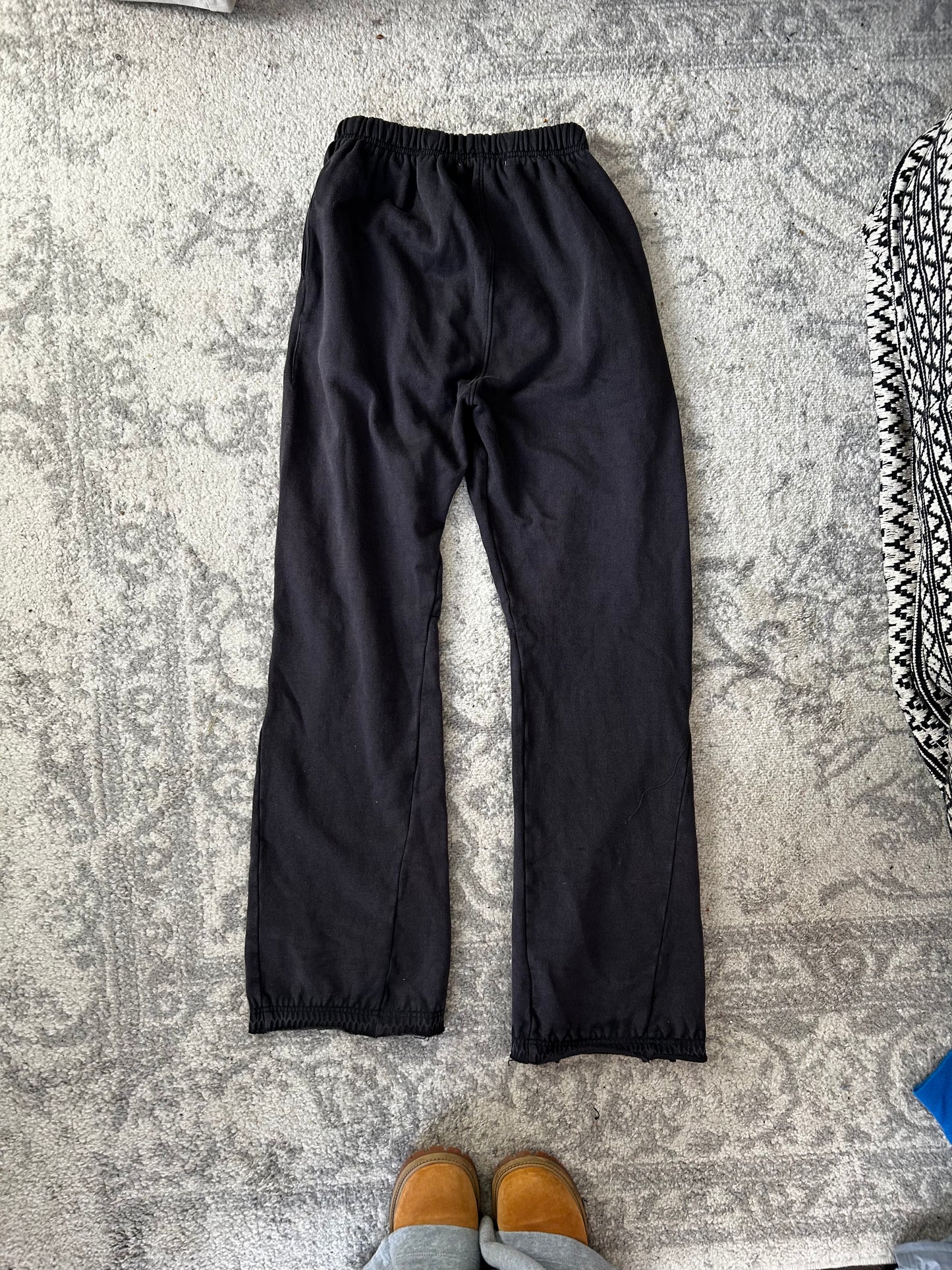 MNML Flared Sweatpants